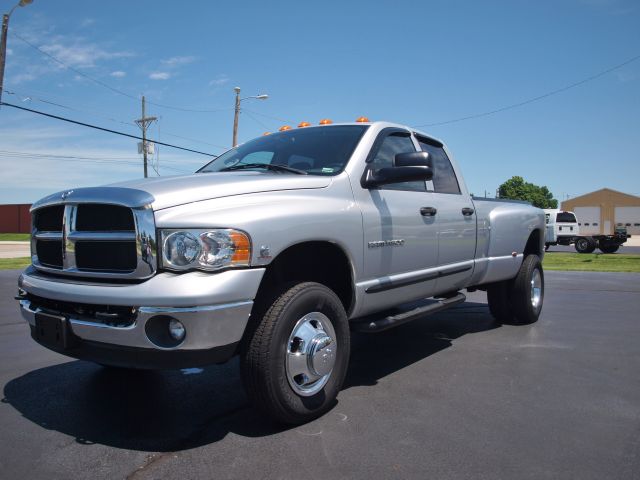 2005 Dodge Ram 3500 2500 SLT