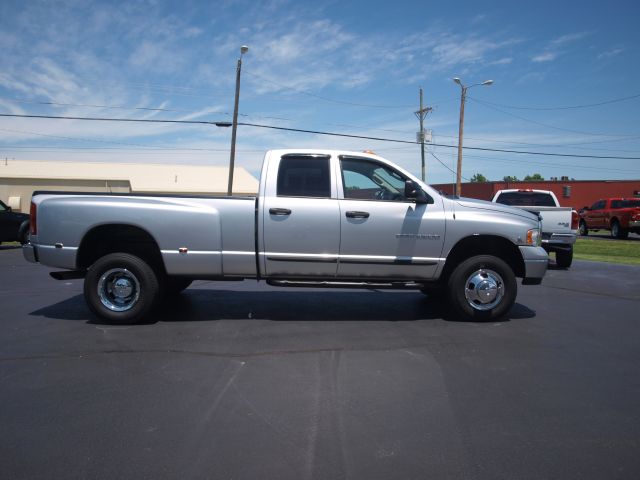 2005 Dodge Ram 3500 2500 SLT