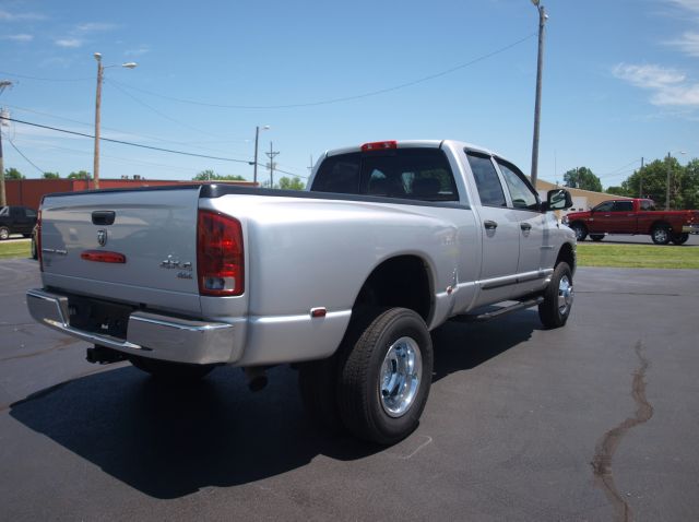 2005 Dodge Ram 3500 2500 SLT