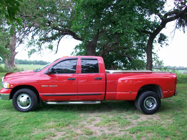 2005 Dodge Ram 3500 LT 5 1/4 Ft