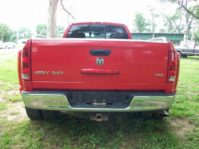 2005 Dodge Ram 3500 LT 5 1/4 Ft