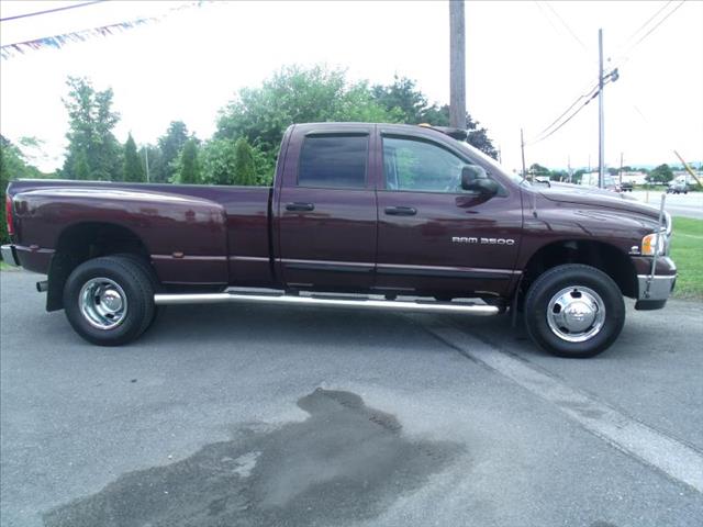 2005 Dodge Ram 3500 SE EXT