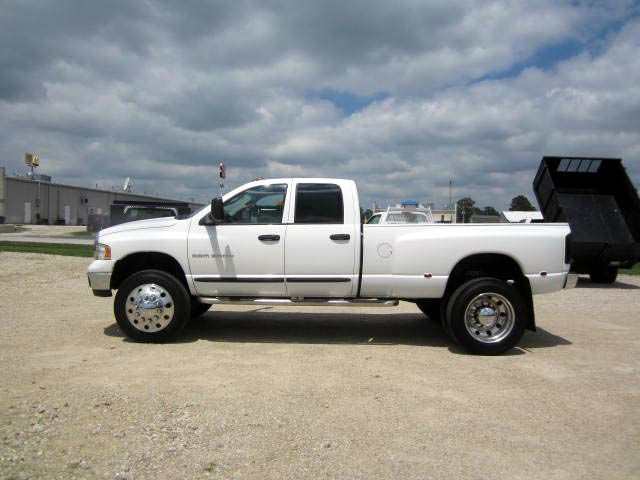 2005 Dodge Ram 3500 2500 SLT