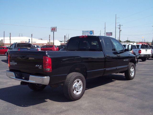 2005 Dodge Ram 3500 4dr 4WD EXT LS 4x4 SUV