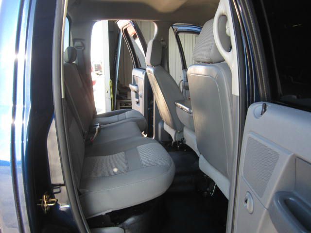 2006 Dodge Ram 3500 CX Minivan 4D