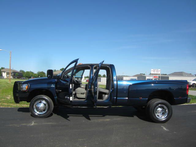 2006 Dodge Ram 3500 CX Minivan 4D