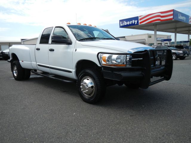 2006 Dodge Ram 3500 2500 SLT