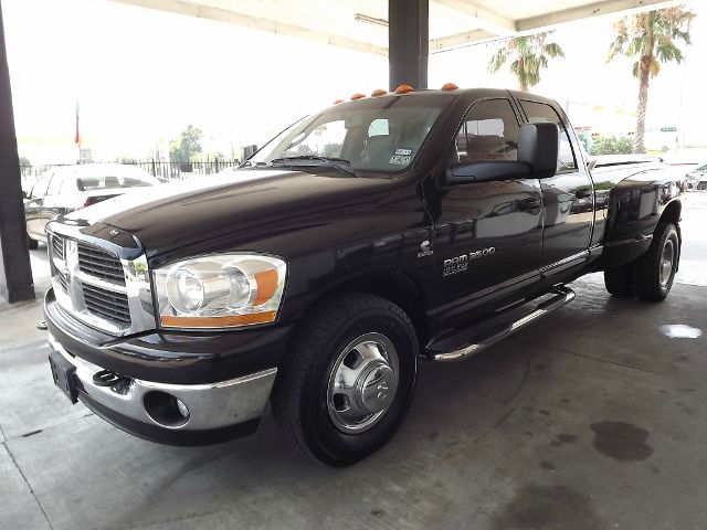 2006 Dodge Ram 3500 Sahara 4X4