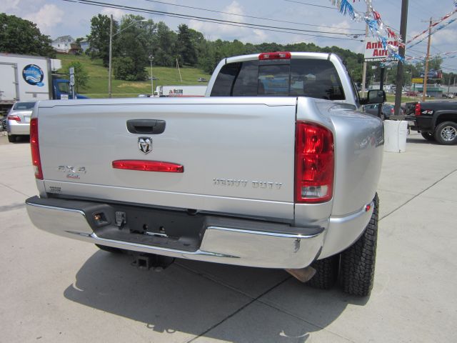 2006 Dodge Ram 3500 Luxury AWD Nav