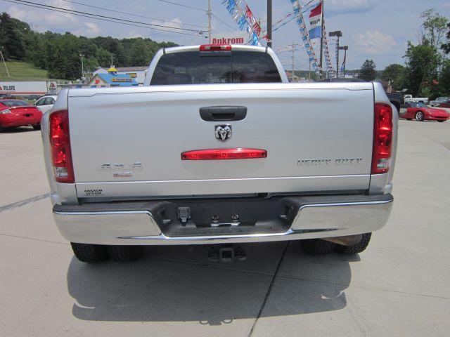 2006 Dodge Ram 3500 Luxury AWD Nav