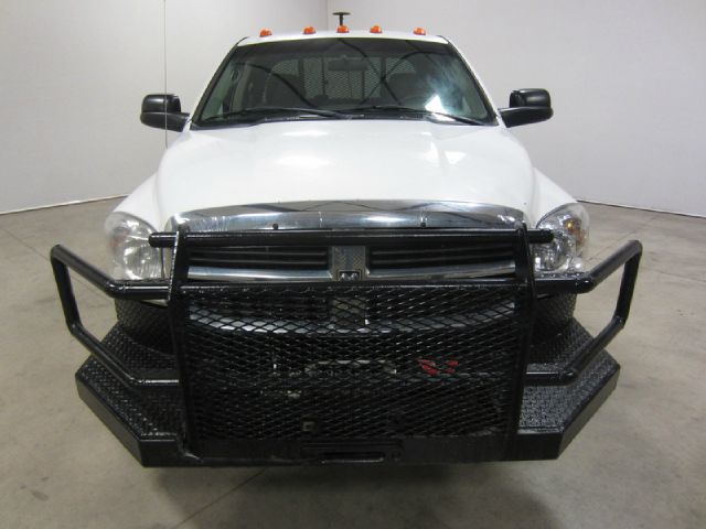 2007 Dodge Ram 3500 4dr Quad Cab 140.5 WB 4WD SLT