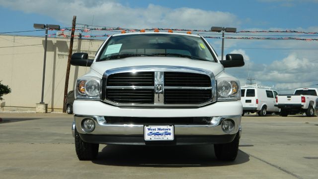 2007 Dodge Ram 3500 S 1 Owner 29mpg