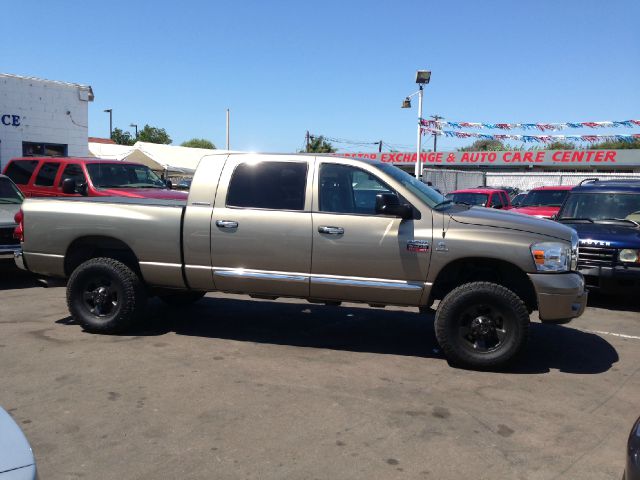 2007 Dodge Ram 3500 4dr Sdn I4 ES