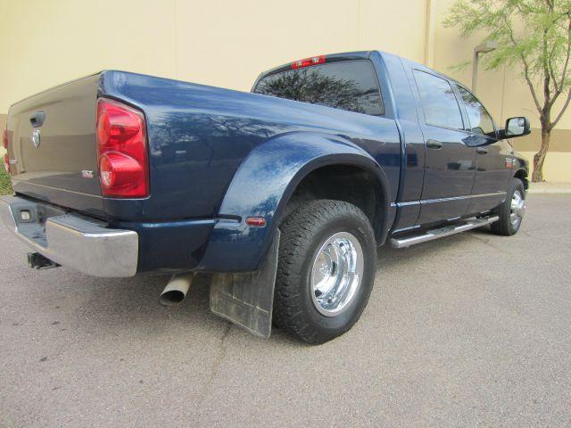 2007 Dodge Ram 3500 2WD Crewmax Short Bed 5.7L Grade (SE) Truck