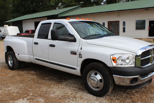 2007 Dodge Ram 3500 X AWD W/navigation