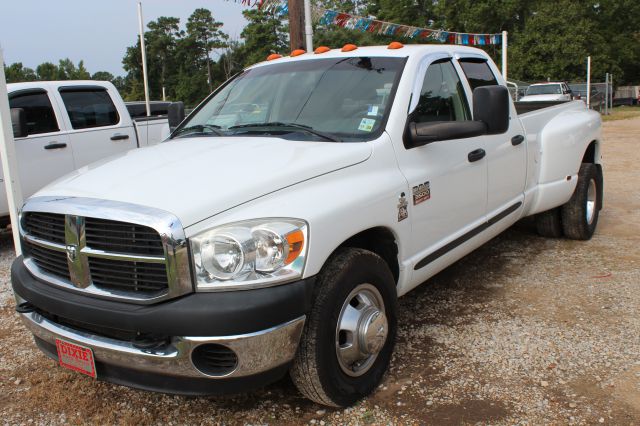 2007 Dodge Ram 3500 X AWD W/navigation