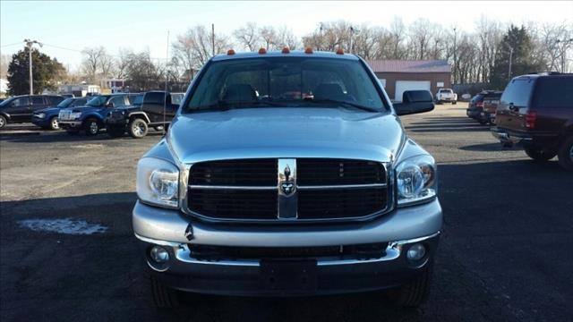 2007 Dodge Ram 3500 Sport-5 Speed Stick-fwd-sunroof-i4-1 Owner