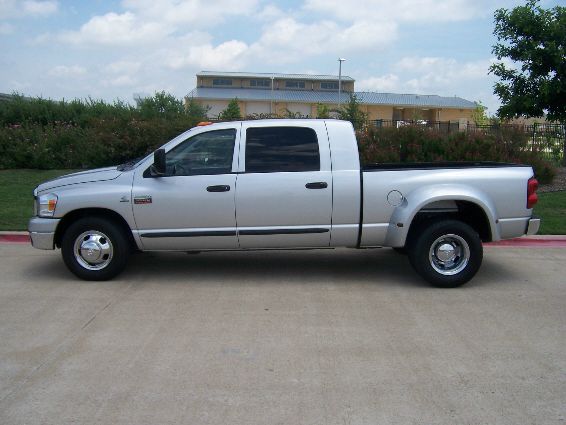 2008 Dodge Ram 3500 2WD Crewmax Short Bed 5.7L Grade (SE) Truck