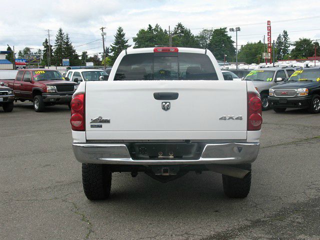 2008 Dodge Ram 3500 2010 Volkswagen SEL