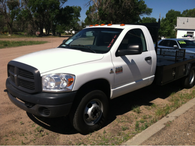 2008 Dodge Ram 3500 4WD 4dr AT