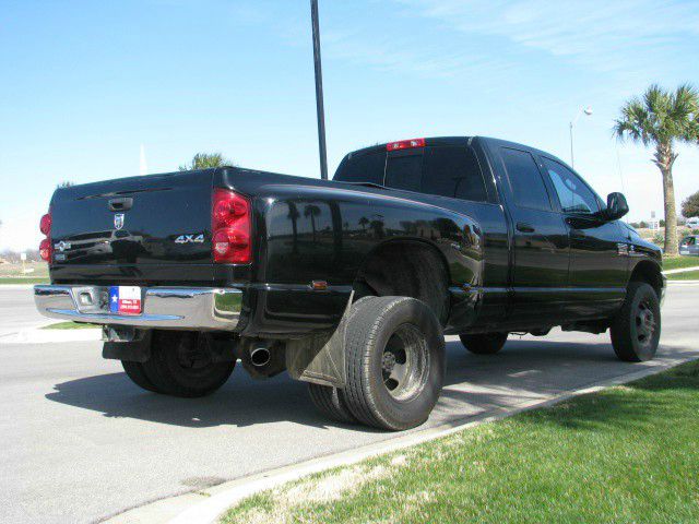 2008 Dodge Ram 3500 2WD Double Cab Standard Bed 5.7L V8 (SE) Truck