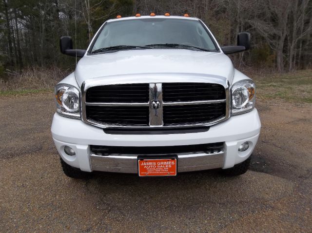 2009 Dodge Ram 3500 4dr Sdn I4 ES