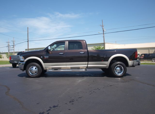 2010 Dodge Ram 3500 Limited 4WD One Owner Leather