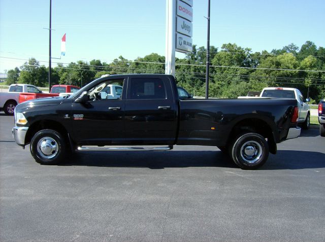 2010 Dodge Ram 3500 AWD, DVD, Navi, Rear Camera