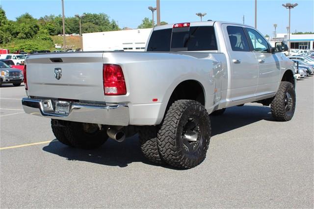 2011 Dodge Ram 3500 SLT 4WD Crew Cab