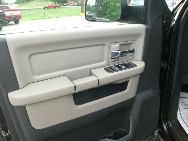 2011 Dodge Ram 3500 BOSE