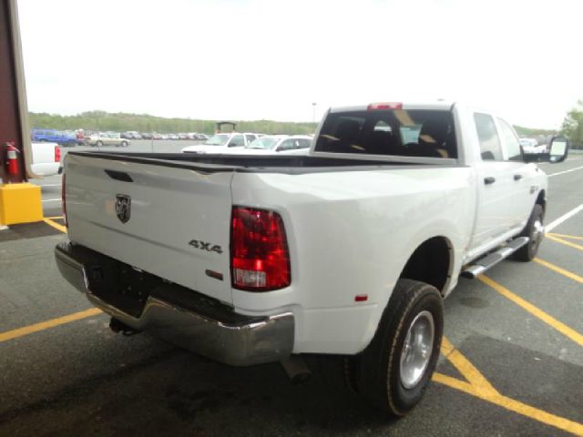 2012 Dodge Ram 3500 5dr Wgn Auto SE 2.0T Quattro