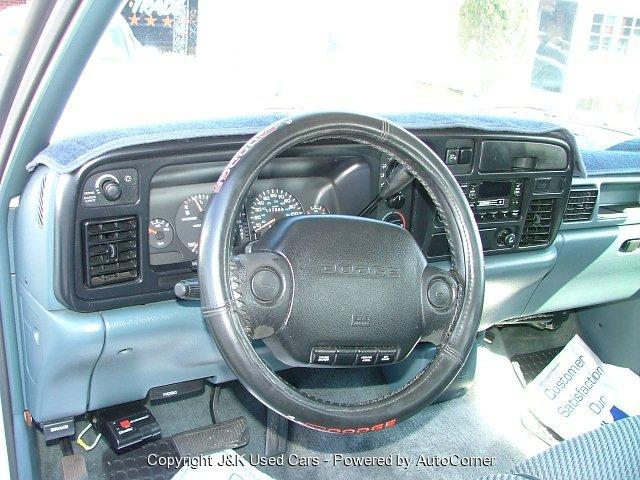 1997 Dodge Ram Pickup Base