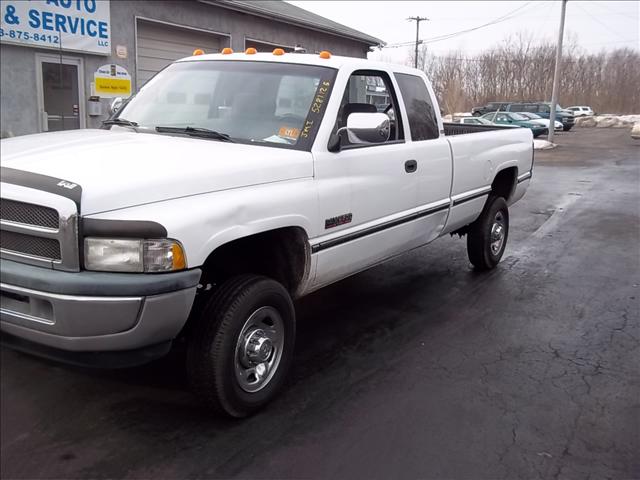 1997 Dodge Ram Pickup Base