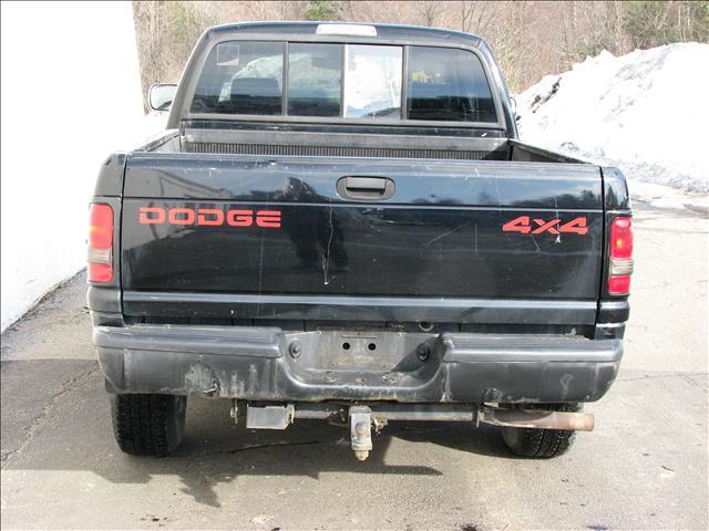 1997 Dodge Ram Pickup Base