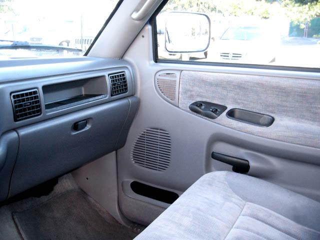 1997 Dodge Ram Pickup SLT