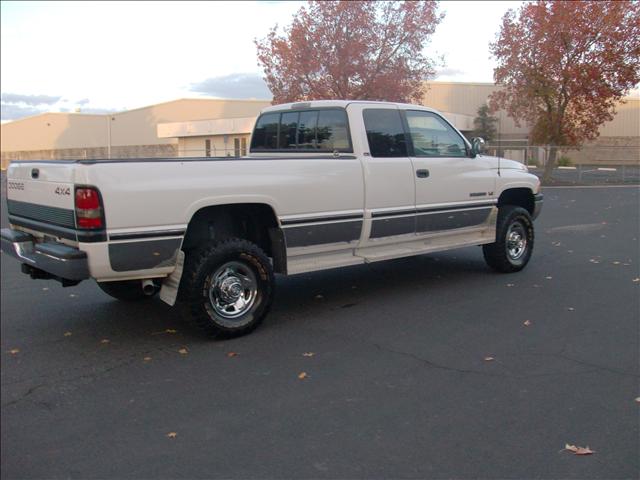 1997 Dodge Ram Pickup SL2