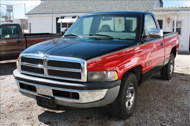 1997 Dodge Ram Pickup Base