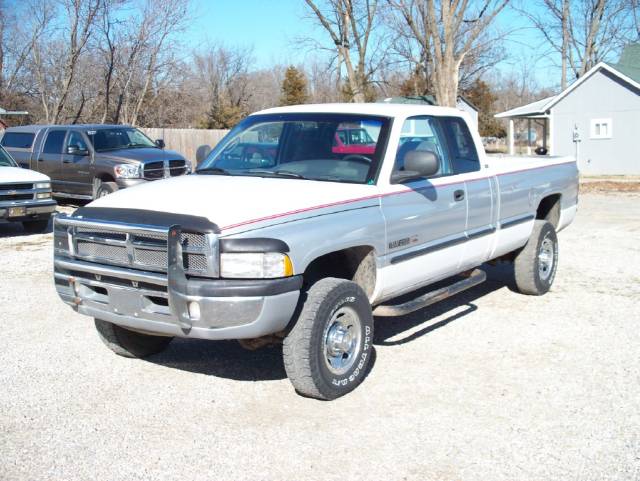 1998 Dodge Ram Pickup BOX