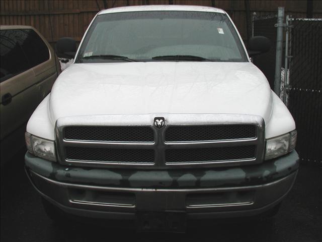 1998 Dodge Ram Pickup Base