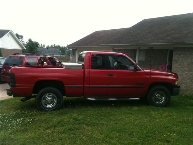 1998 Dodge Ram Pickup MGGT Coupe