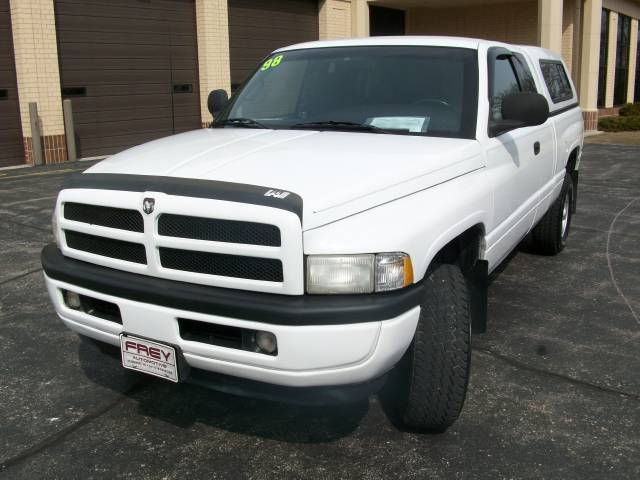 1998 Dodge Ram Pickup Base