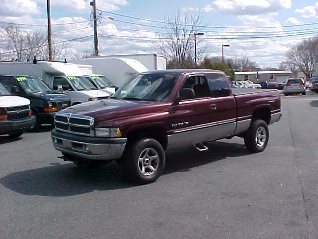 2000 Dodge Ram Pickup Unknown