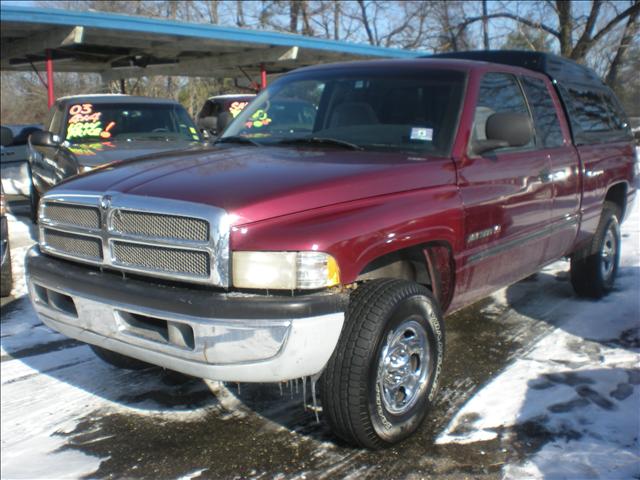 2000 Dodge Ram Pickup Base