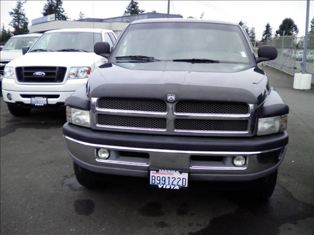 2000 Dodge Ram Pickup BOX