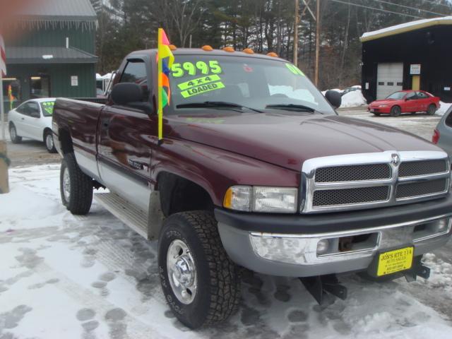 2000 Dodge Ram Pickup LS 4X4