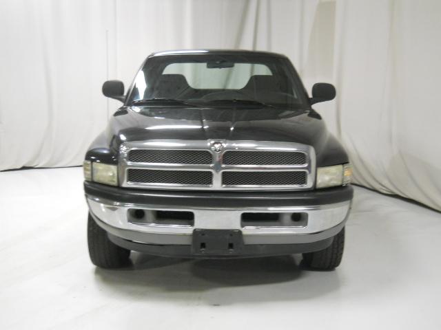 2000 Dodge Ram Pickup Base