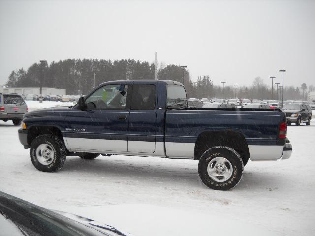 2000 Dodge Ram Pickup MGGT Coupe