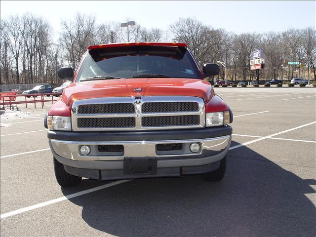 2000 Dodge Ram Pickup Base