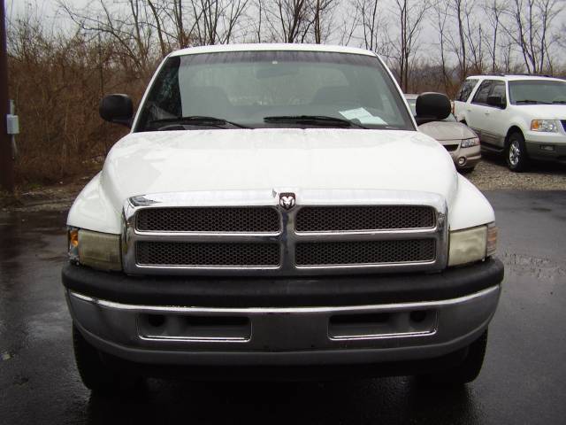 2001 Dodge Ram Pickup Base