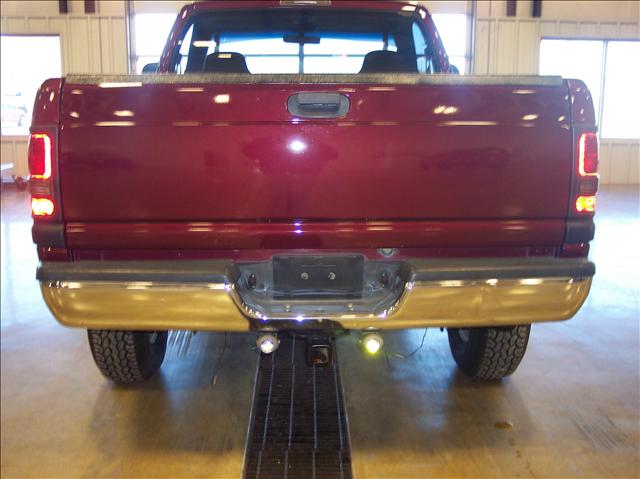 2001 Dodge Ram Pickup Base